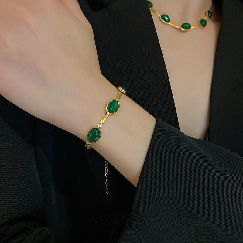 Luxury Oval Green Crystal Pendant Jewelry Set Necklace + Bracelet