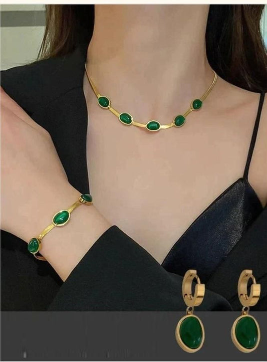 Luxury Oval Green Crystal Pendant Jewelry Set Necklace + Bracelet